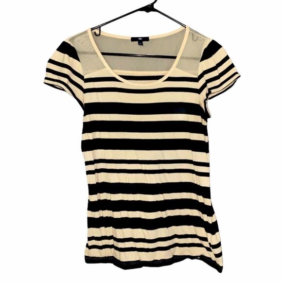 🖤Cream and Black Gap Shirt Size M 🖤 - Picture 1 of 4